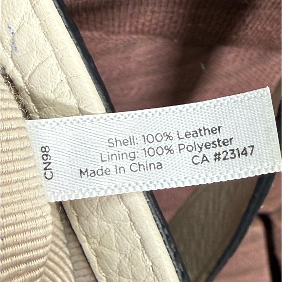 Talbots Cream Pebbled Leather Turn Lock Baguette Shoulder Bag - Picture 9 of 16